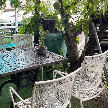 The Quarter Wutthakat Apartment Bangkok Ngoại thất bức ảnh