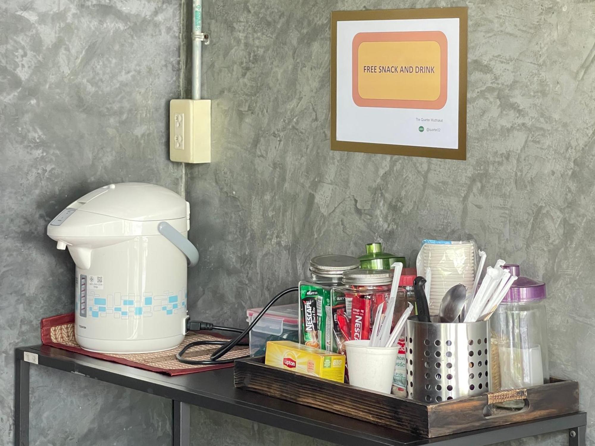 The Quarter Wutthakat Apartment Bangkok Ngoại thất bức ảnh