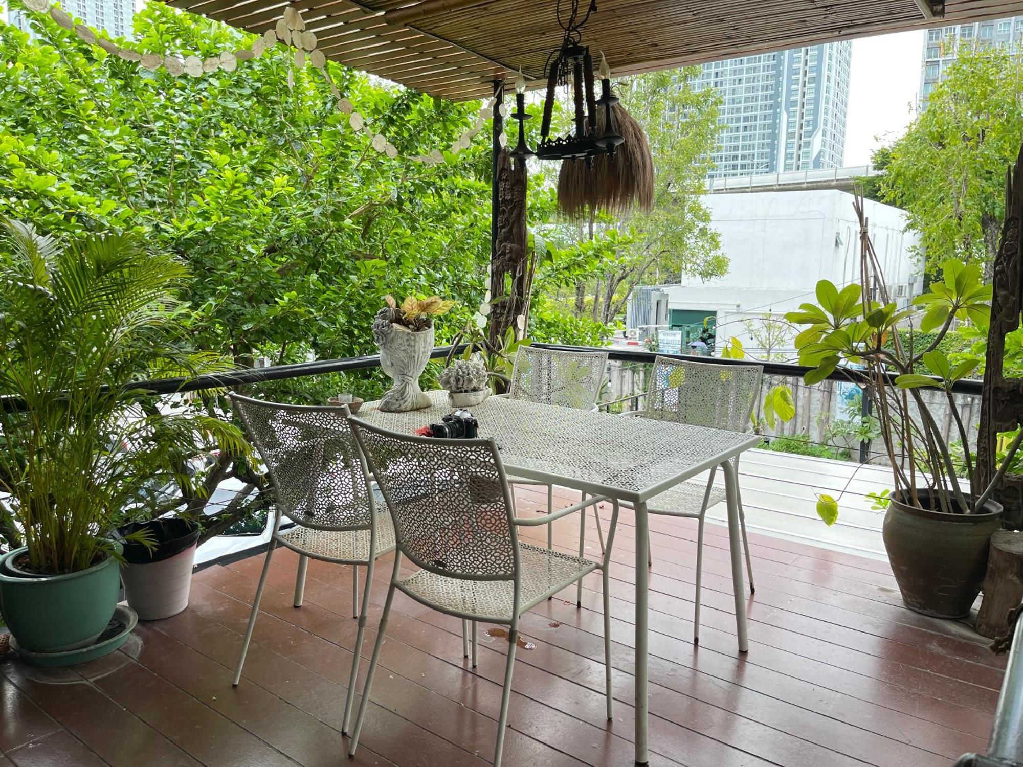 The Quarter Wutthakat Apartment Bangkok Ngoại thất bức ảnh
