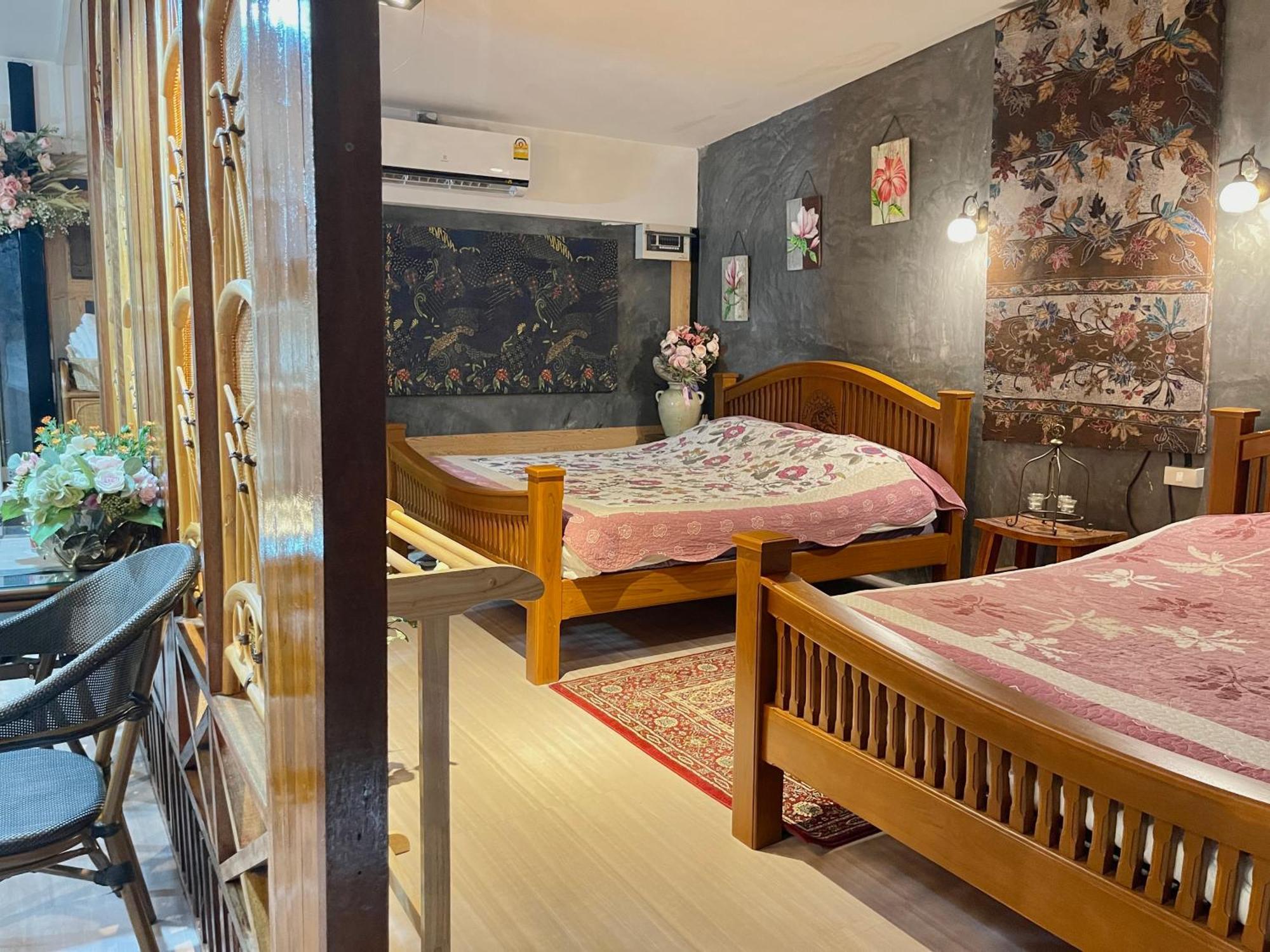 The Quarter Wutthakat Apartment Bangkok Phòng bức ảnh