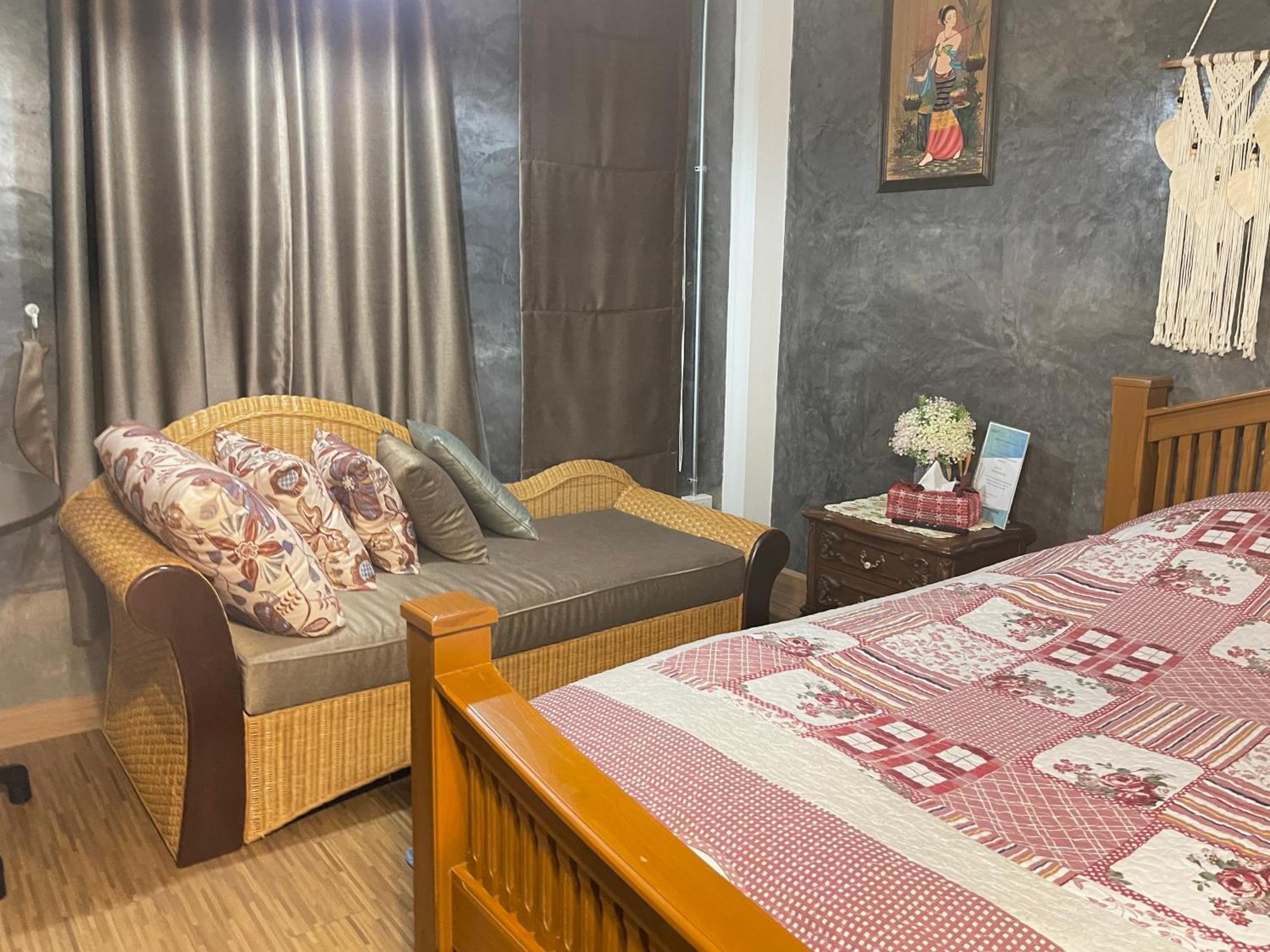 The Quarter Wutthakat Apartment Bangkok Phòng bức ảnh
